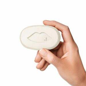 Becky Blossom Șampon solid pentru păr Becky Blossom 70 g imagine